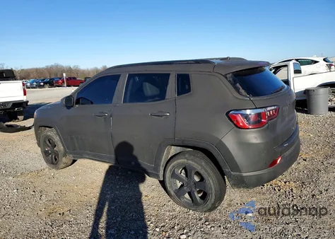 2017 Jeep Compass Latitude z USA, uszkodzony, nr VIN 3C4NJDBB5HT635853